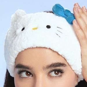 🎀🎄Hello Kitty Plush Headwrap